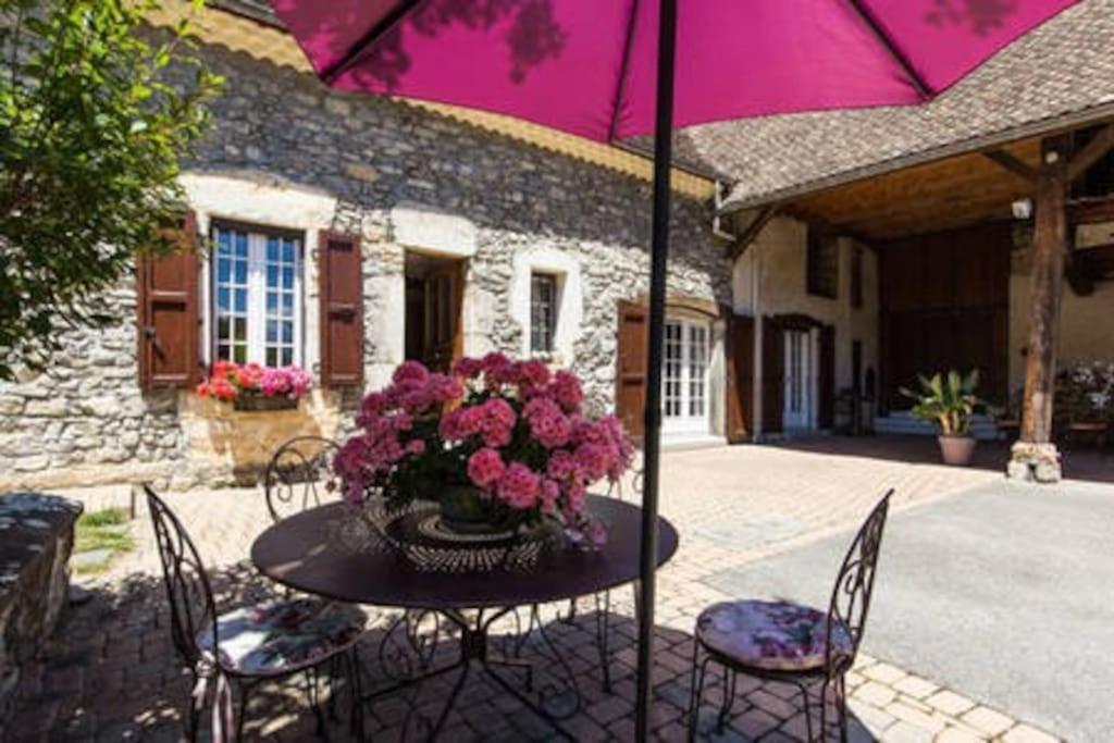 Gite De Charme : La Grange Au Lac Azur Treffort  Exteriör bild